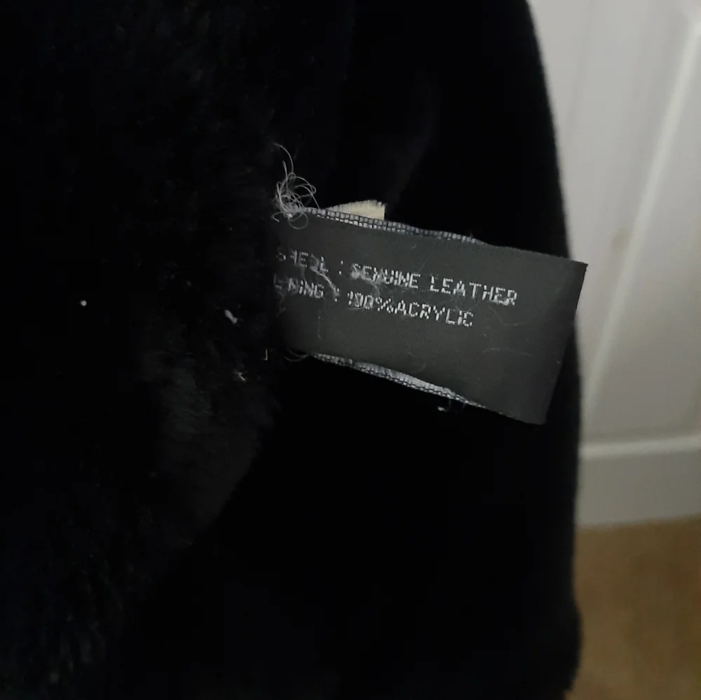 100% Geniune Shearling Leather - Picture 4 of 13